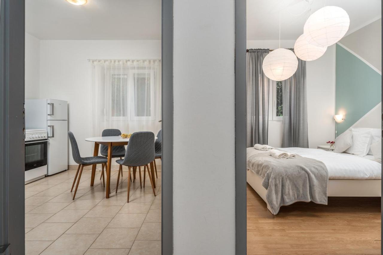 Fiorella Appartement *